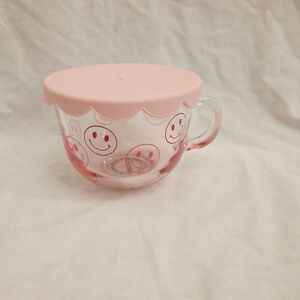 Sheffield Home Clear Pink Smiley Face Mug with Lid 14oz.